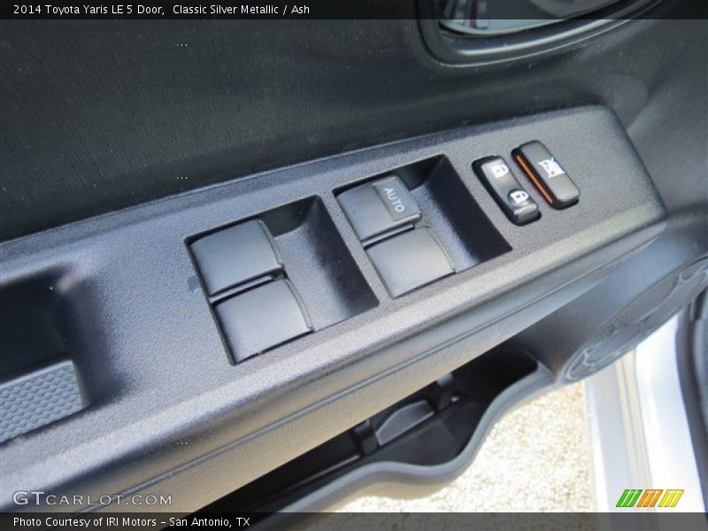 Classic Silver Metallic / Ash 2014 Toyota Yaris LE 5 Door