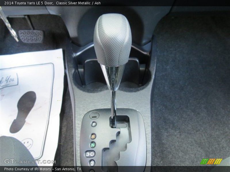 Classic Silver Metallic / Ash 2014 Toyota Yaris LE 5 Door