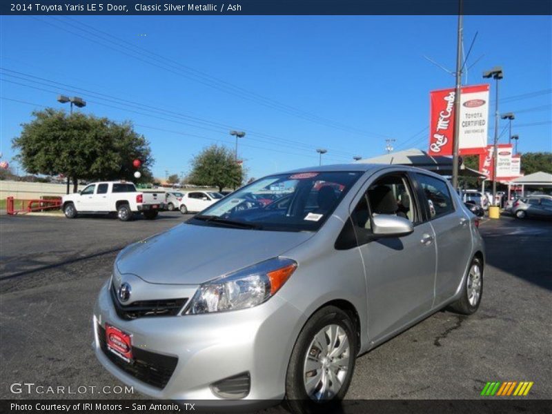 Classic Silver Metallic / Ash 2014 Toyota Yaris LE 5 Door