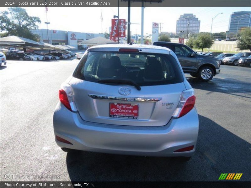 Classic Silver Metallic / Ash 2014 Toyota Yaris LE 5 Door