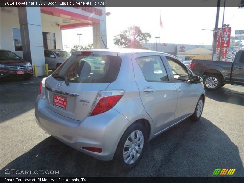 Classic Silver Metallic / Ash 2014 Toyota Yaris LE 5 Door