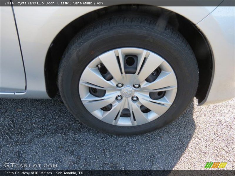 Classic Silver Metallic / Ash 2014 Toyota Yaris LE 5 Door