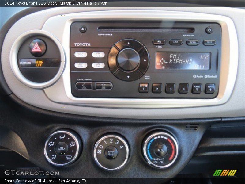 Classic Silver Metallic / Ash 2014 Toyota Yaris LE 5 Door