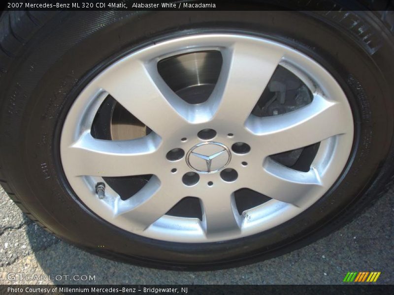 Alabaster White / Macadamia 2007 Mercedes-Benz ML 320 CDI 4Matic