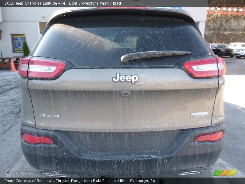 Light Brownstone Pearl / Black 2016 Jeep Cherokee Latitude 4x4