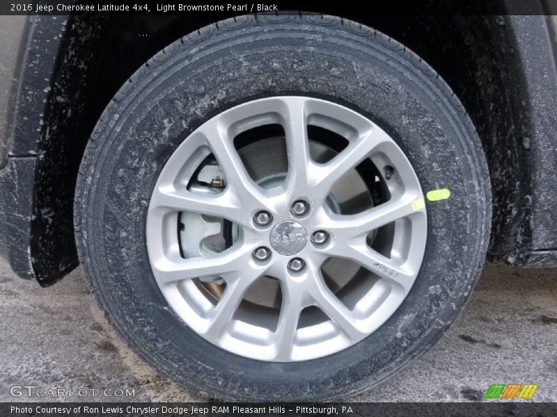 Light Brownstone Pearl / Black 2016 Jeep Cherokee Latitude 4x4