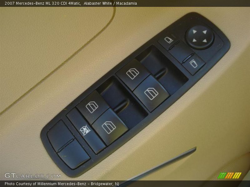 Alabaster White / Macadamia 2007 Mercedes-Benz ML 320 CDI 4Matic