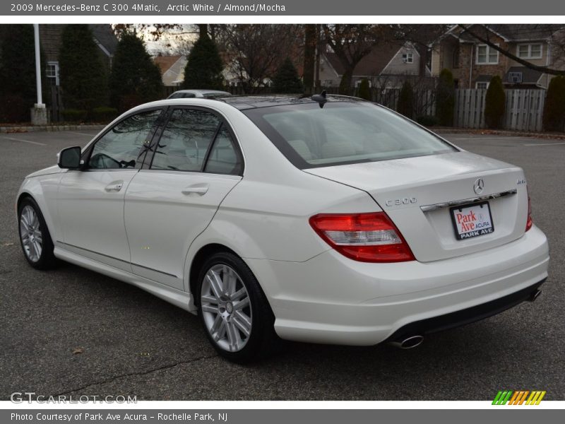 Arctic White / Almond/Mocha 2009 Mercedes-Benz C 300 4Matic