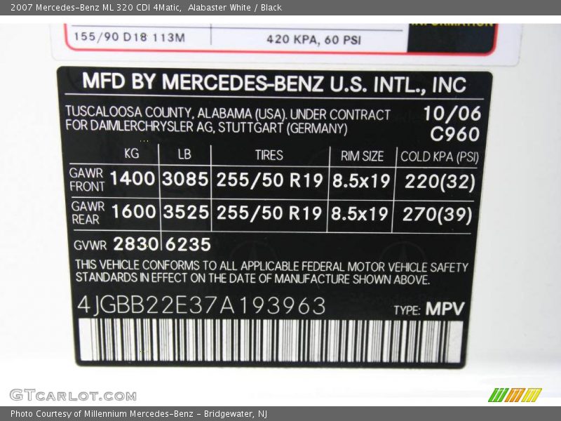 Alabaster White / Black 2007 Mercedes-Benz ML 320 CDI 4Matic