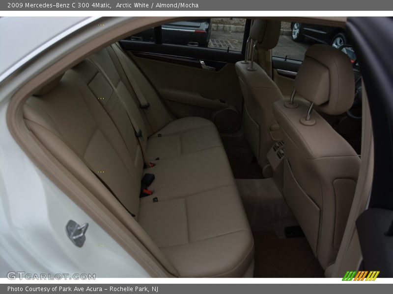 Arctic White / Almond/Mocha 2009 Mercedes-Benz C 300 4Matic