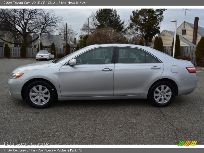 Classic Silver Metallic / Ash 2009 Toyota Camry XLE V6