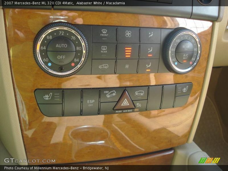 Alabaster White / Macadamia 2007 Mercedes-Benz ML 320 CDI 4Matic