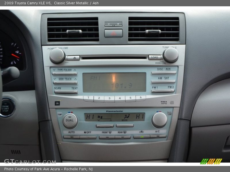 Classic Silver Metallic / Ash 2009 Toyota Camry XLE V6