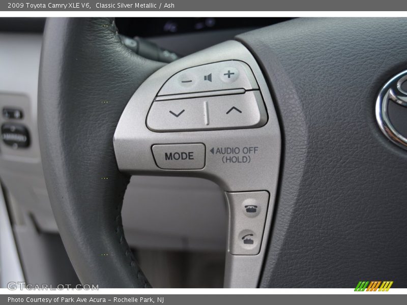 Classic Silver Metallic / Ash 2009 Toyota Camry XLE V6
