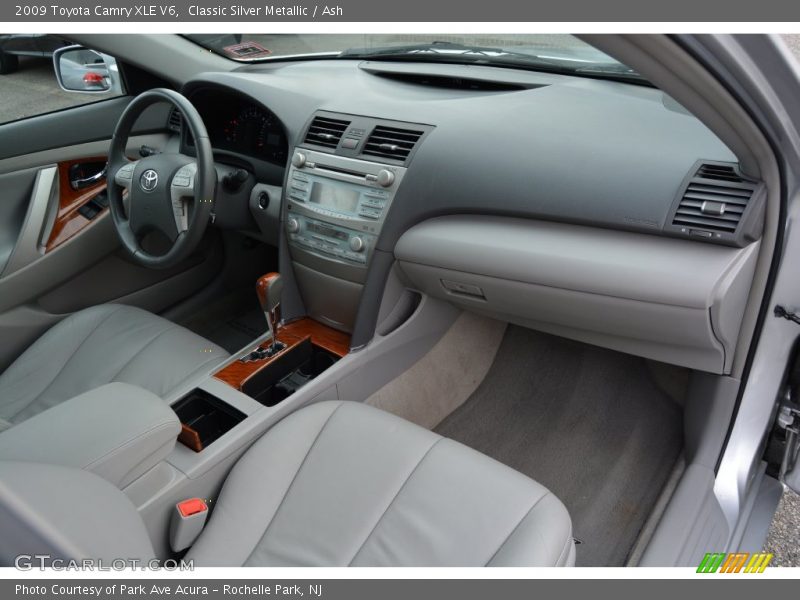Classic Silver Metallic / Ash 2009 Toyota Camry XLE V6
