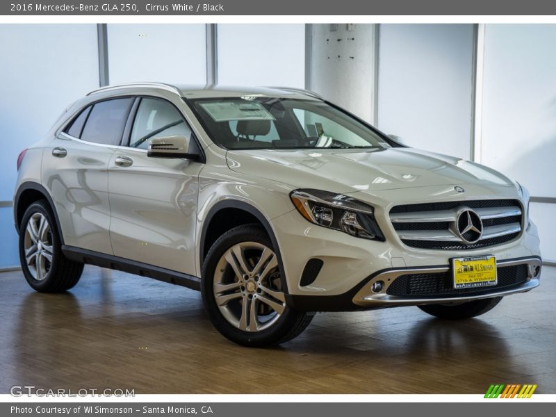 Cirrus White / Black 2016 Mercedes-Benz GLA 250