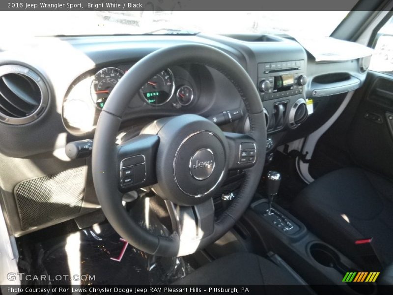 Bright White / Black 2016 Jeep Wrangler Sport