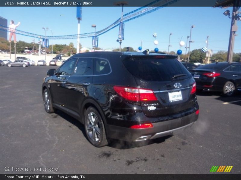 Becketts Black / Black 2016 Hyundai Santa Fe SE