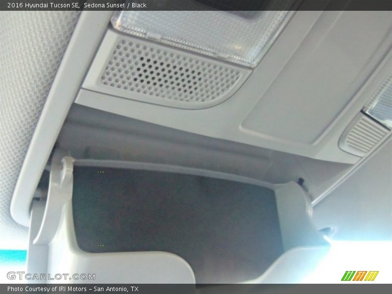 Sedona Sunset / Black 2016 Hyundai Tucson SE