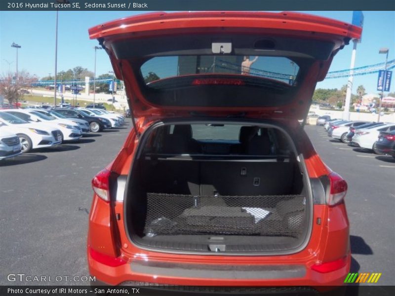 Sedona Sunset / Black 2016 Hyundai Tucson SE