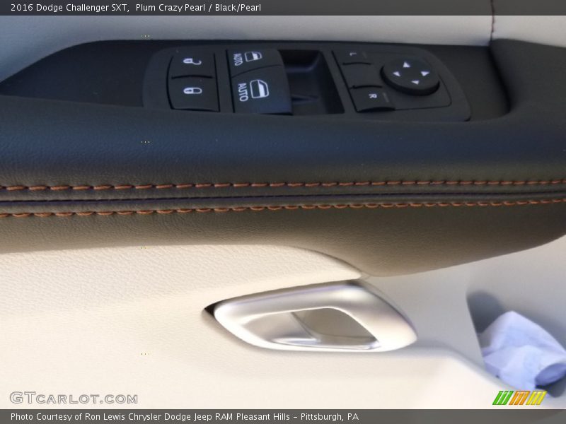 Plum Crazy Pearl / Black/Pearl 2016 Dodge Challenger SXT