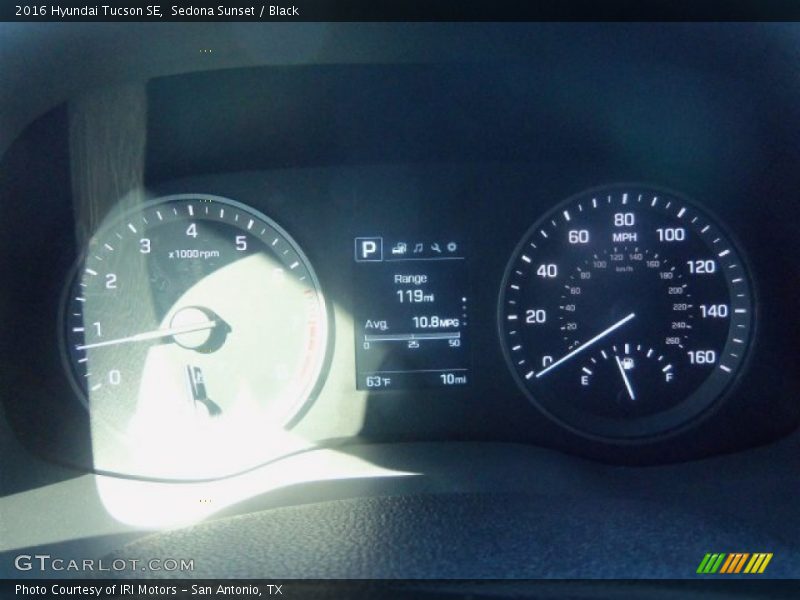 Sedona Sunset / Black 2016 Hyundai Tucson SE