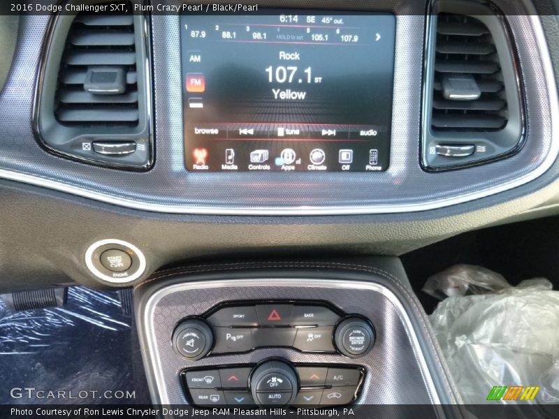 Plum Crazy Pearl / Black/Pearl 2016 Dodge Challenger SXT