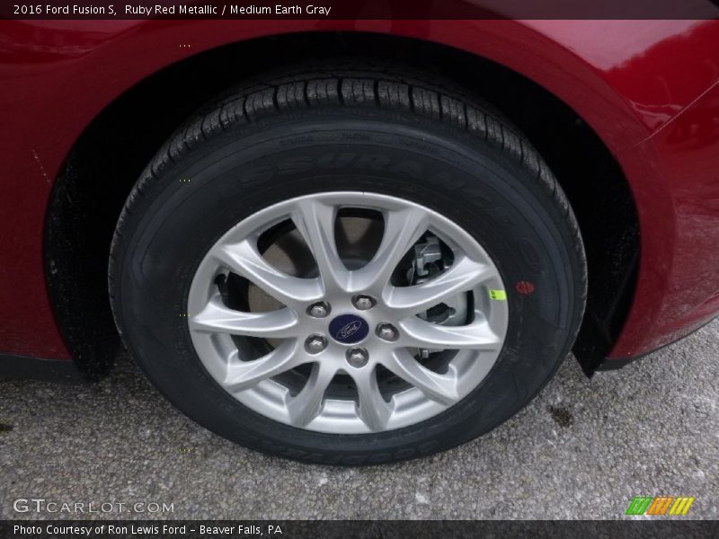 Ruby Red Metallic / Medium Earth Gray 2016 Ford Fusion S