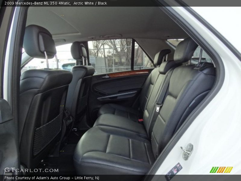 Arctic White / Black 2009 Mercedes-Benz ML 350 4Matic