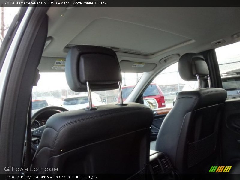 Arctic White / Black 2009 Mercedes-Benz ML 350 4Matic