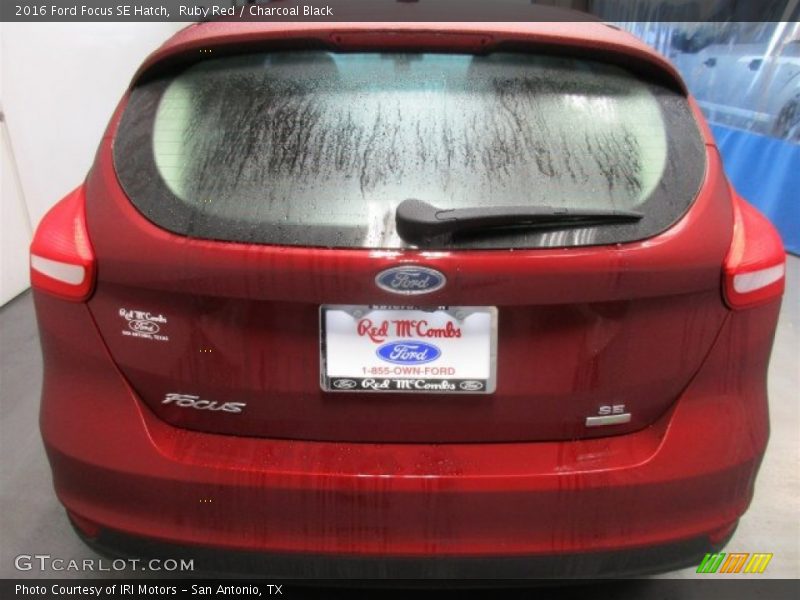 Ruby Red / Charcoal Black 2016 Ford Focus SE Hatch