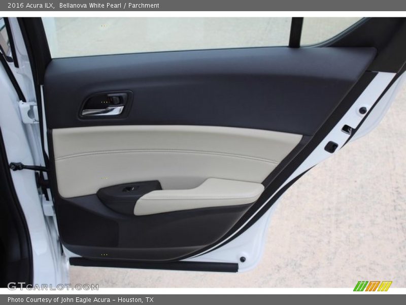 Bellanova White Pearl / Parchment 2016 Acura ILX