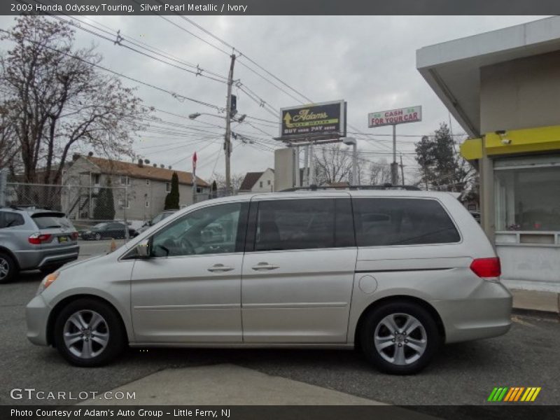 Silver Pearl Metallic / Ivory 2009 Honda Odyssey Touring