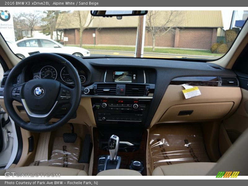Alpine White / Sand Beige 2016 BMW X3 xDrive28i