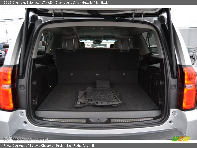 Champagne Silver Metallic / Jet Black 2015 Chevrolet Suburban LT 4WD