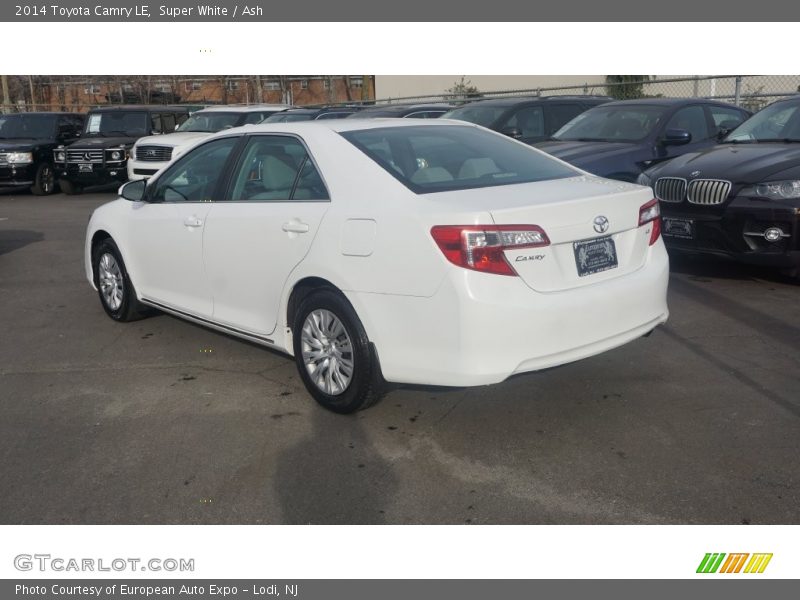 Super White / Ash 2014 Toyota Camry LE