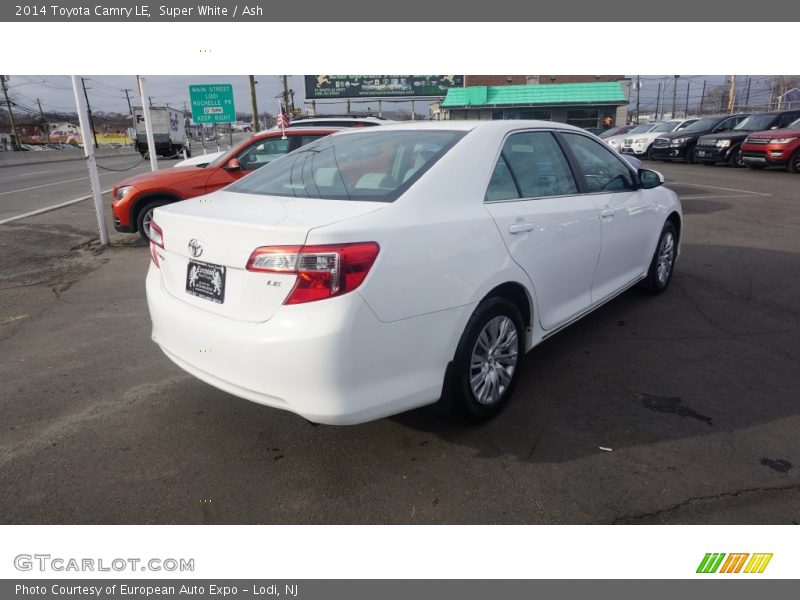 Super White / Ash 2014 Toyota Camry LE