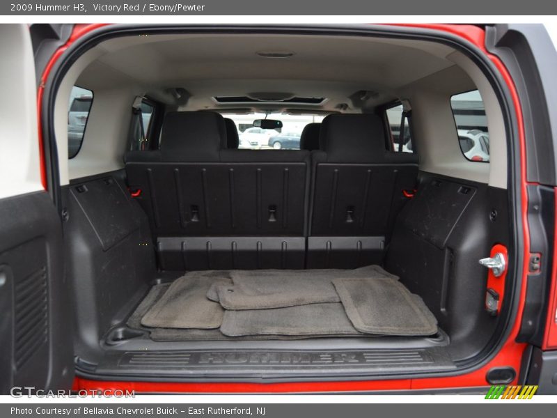 Victory Red / Ebony/Pewter 2009 Hummer H3