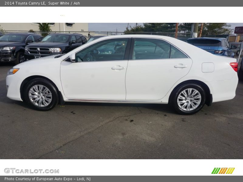 Super White / Ash 2014 Toyota Camry LE