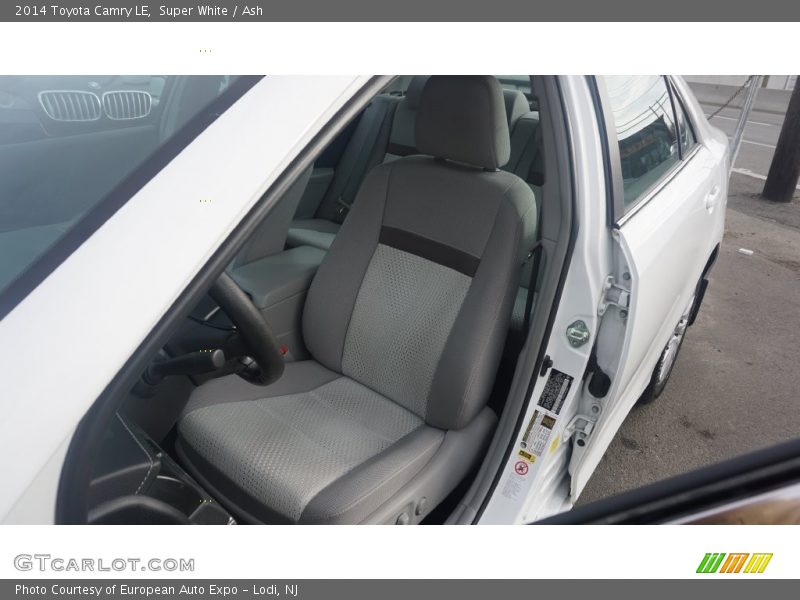 Super White / Ash 2014 Toyota Camry LE