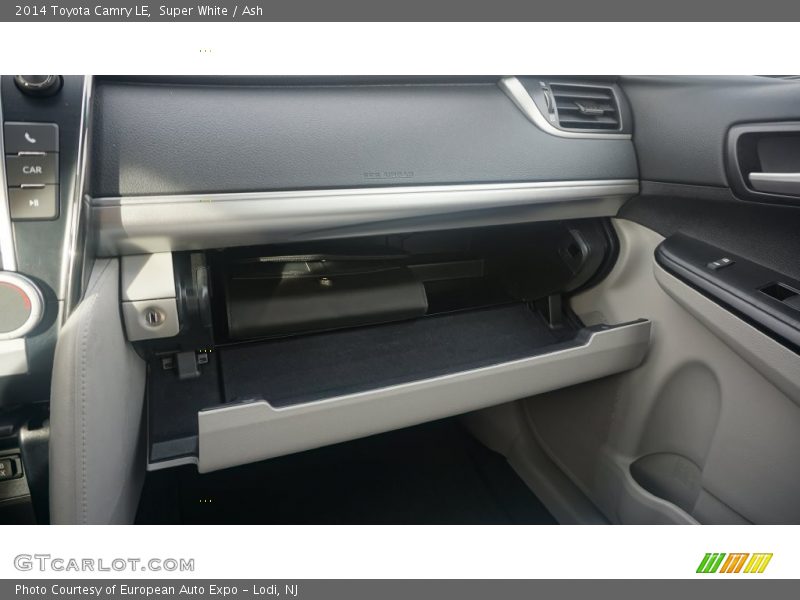 Super White / Ash 2014 Toyota Camry LE