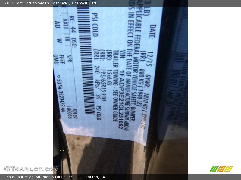 Magnetic / Charcoal Black 2016 Ford Focus S Sedan