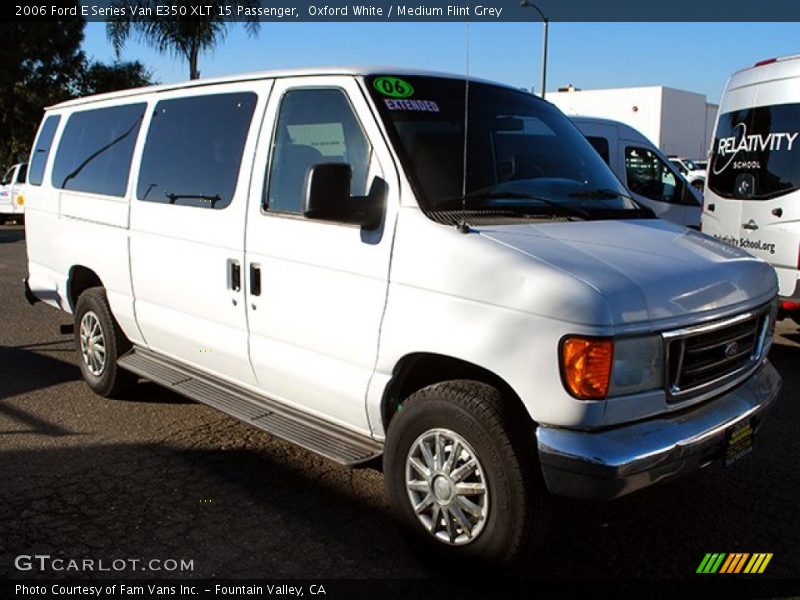 Oxford White / Medium Flint Grey 2006 Ford E Series Van E350 XLT 15 Passenger