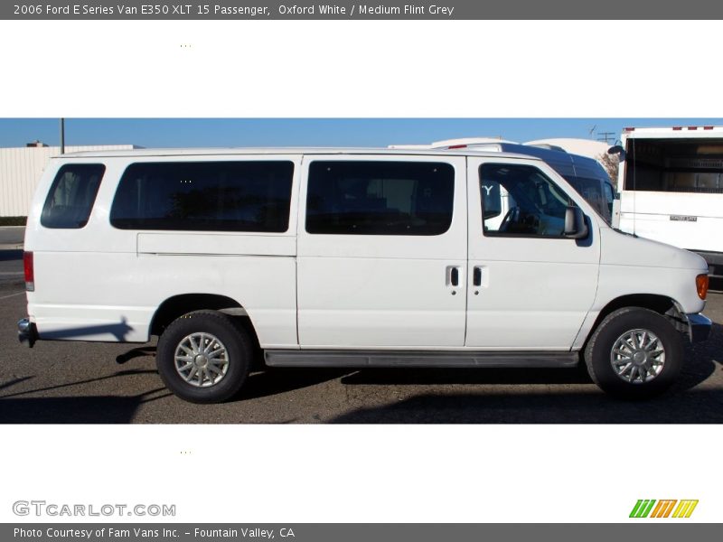 Oxford White / Medium Flint Grey 2006 Ford E Series Van E350 XLT 15 Passenger