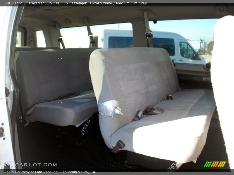 Oxford White / Medium Flint Grey 2006 Ford E Series Van E350 XLT 15 Passenger