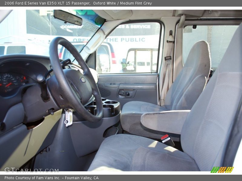 Oxford White / Medium Flint Grey 2006 Ford E Series Van E350 XLT 15 Passenger