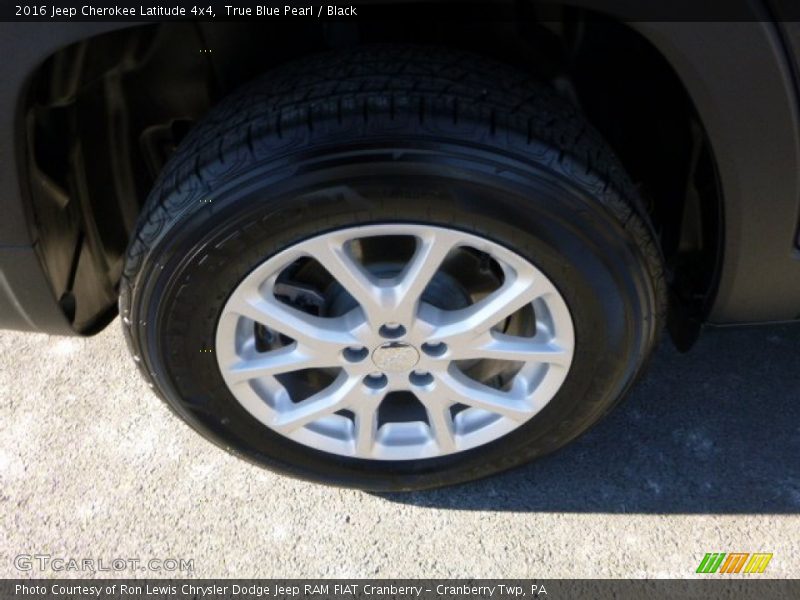 True Blue Pearl / Black 2016 Jeep Cherokee Latitude 4x4
