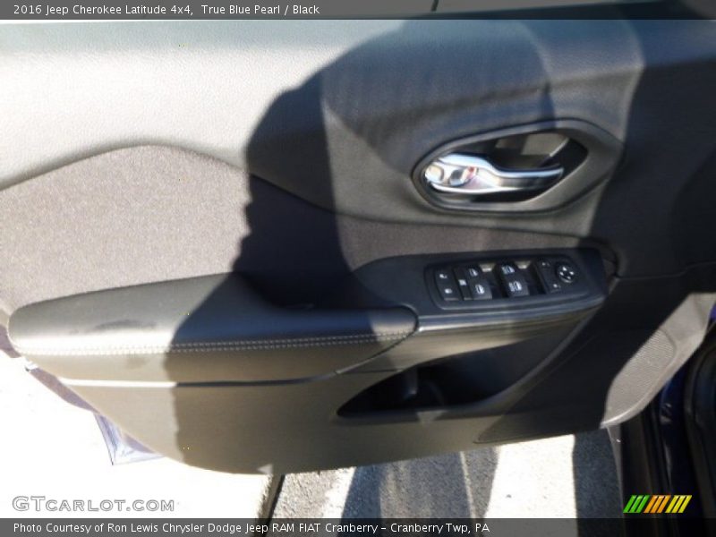 True Blue Pearl / Black 2016 Jeep Cherokee Latitude 4x4