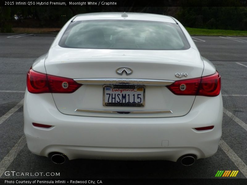 Moonlight White / Graphite 2015 Infiniti Q50 Hybrid Premium