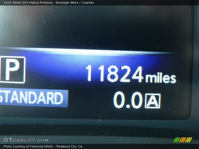 Moonlight White / Graphite 2015 Infiniti Q50 Hybrid Premium